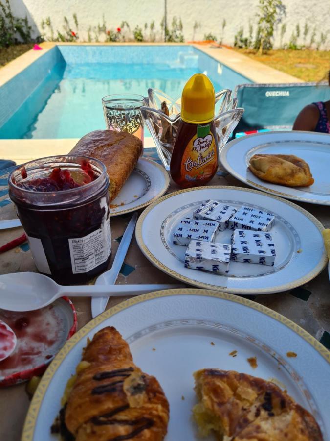 La Petite Villa Avec Piscine Pieds Dans L'Eau Sidi Rahal  Exterior foto