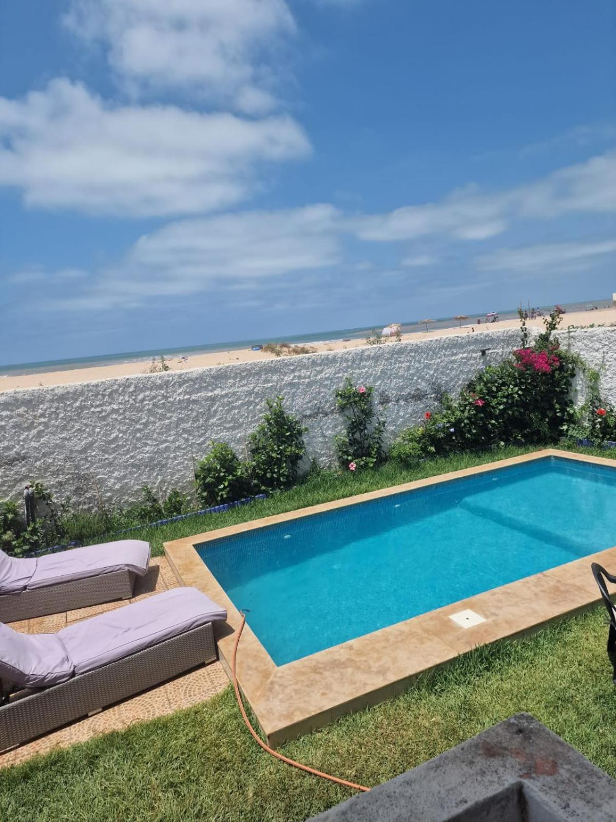 La Petite Villa Avec Piscine Pieds Dans L'Eau Sidi Rahal  Exterior foto