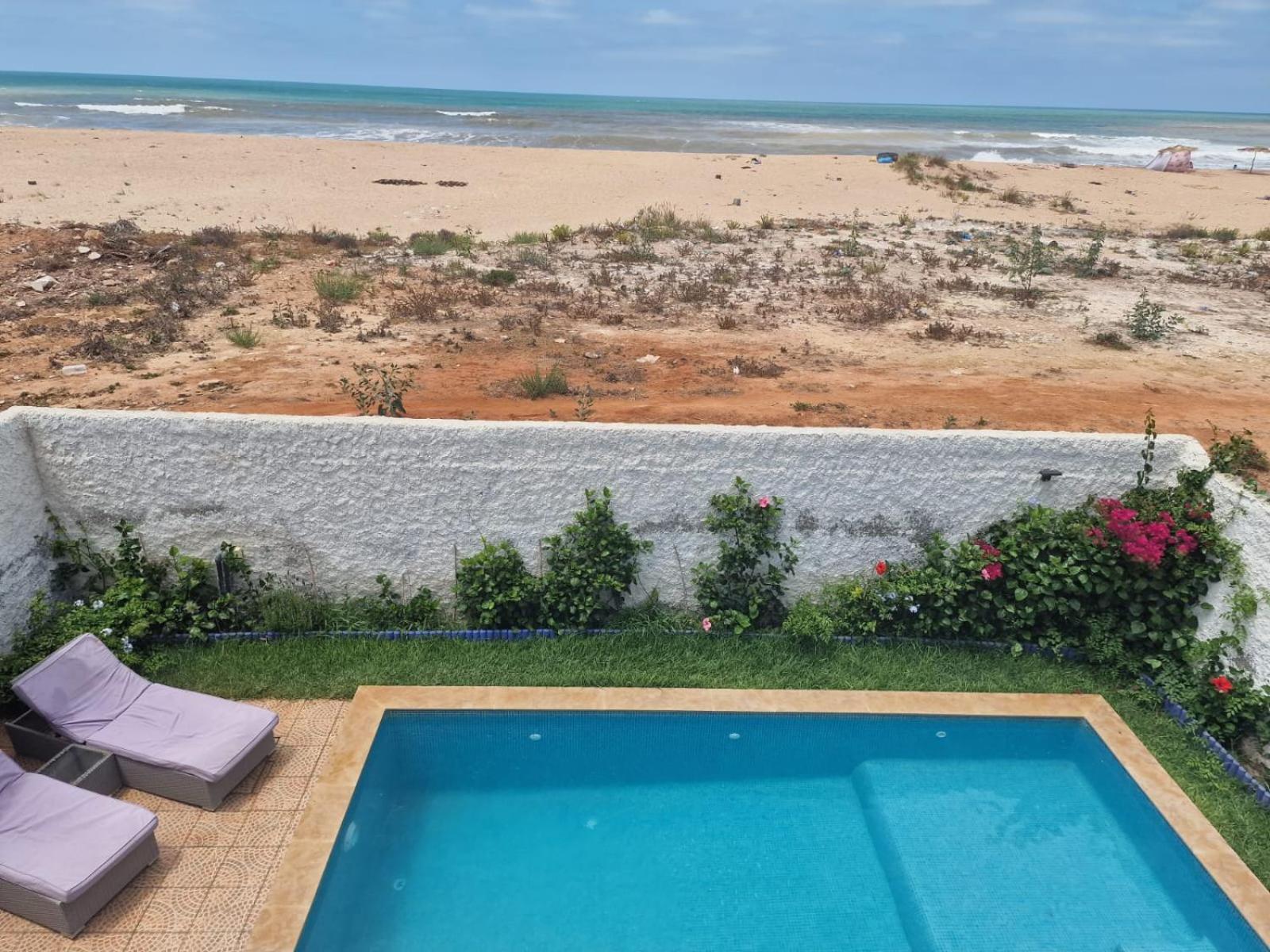 La Petite Villa Avec Piscine Pieds Dans L'Eau Sidi Rahal  Exterior foto